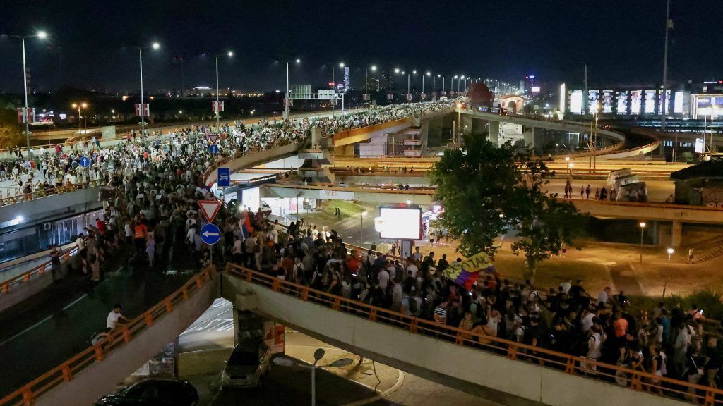 RioTinto Serbia protest